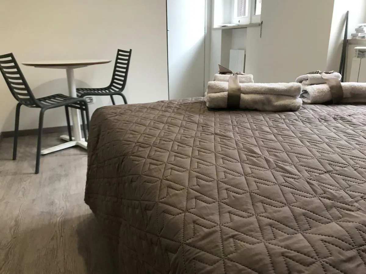 Borgonove Bed & Breakfast Roma 2*,